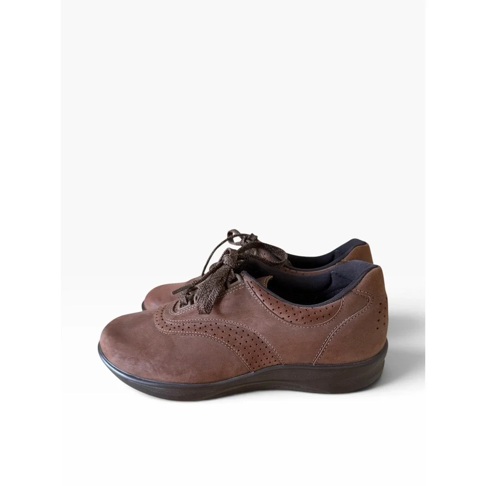 SAS Women's Walk Easy Size 8.5 Chocolate Walking Shoes